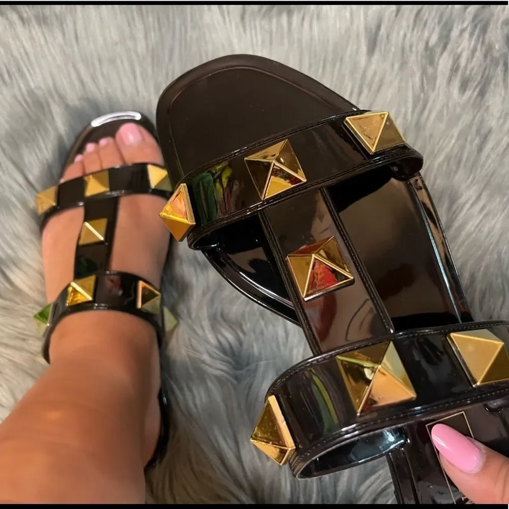 The “Eugene” Sandals